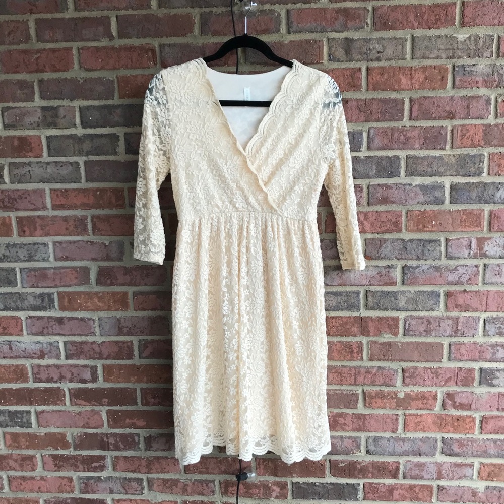 Maternity lace dress